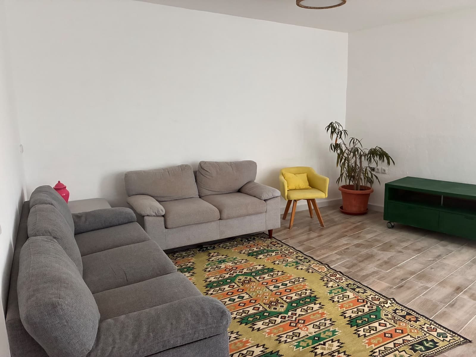 1 sypialnia Mieszkanie do wynajęcia w Miasto Malaga - 1 200 € (Ref: 10103500)