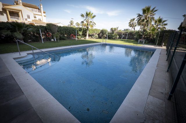 3 sovrum Lägenhet att hyra i Torre de Benagalbon, Rincón de la Victoria med pool garage - 3 358 € (Ref: 10113423)