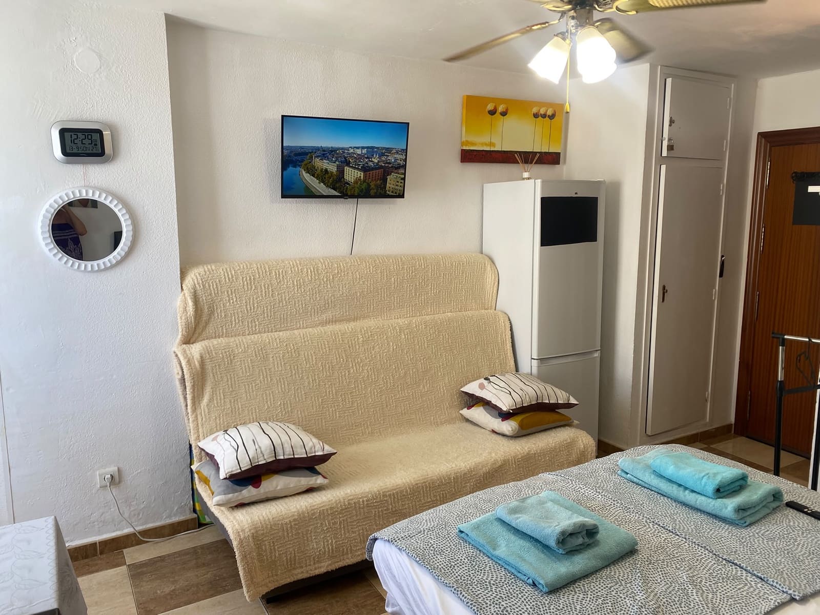 Studio for rent in Benalmadena with pool - € 750 (Ref: 10113427)