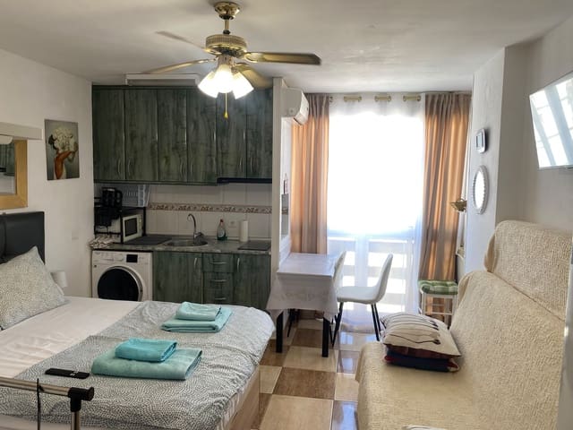 Studio à louer à Parque de la Paloma, Benalmádena avec piscine - 750 € (Ref: 10113427)