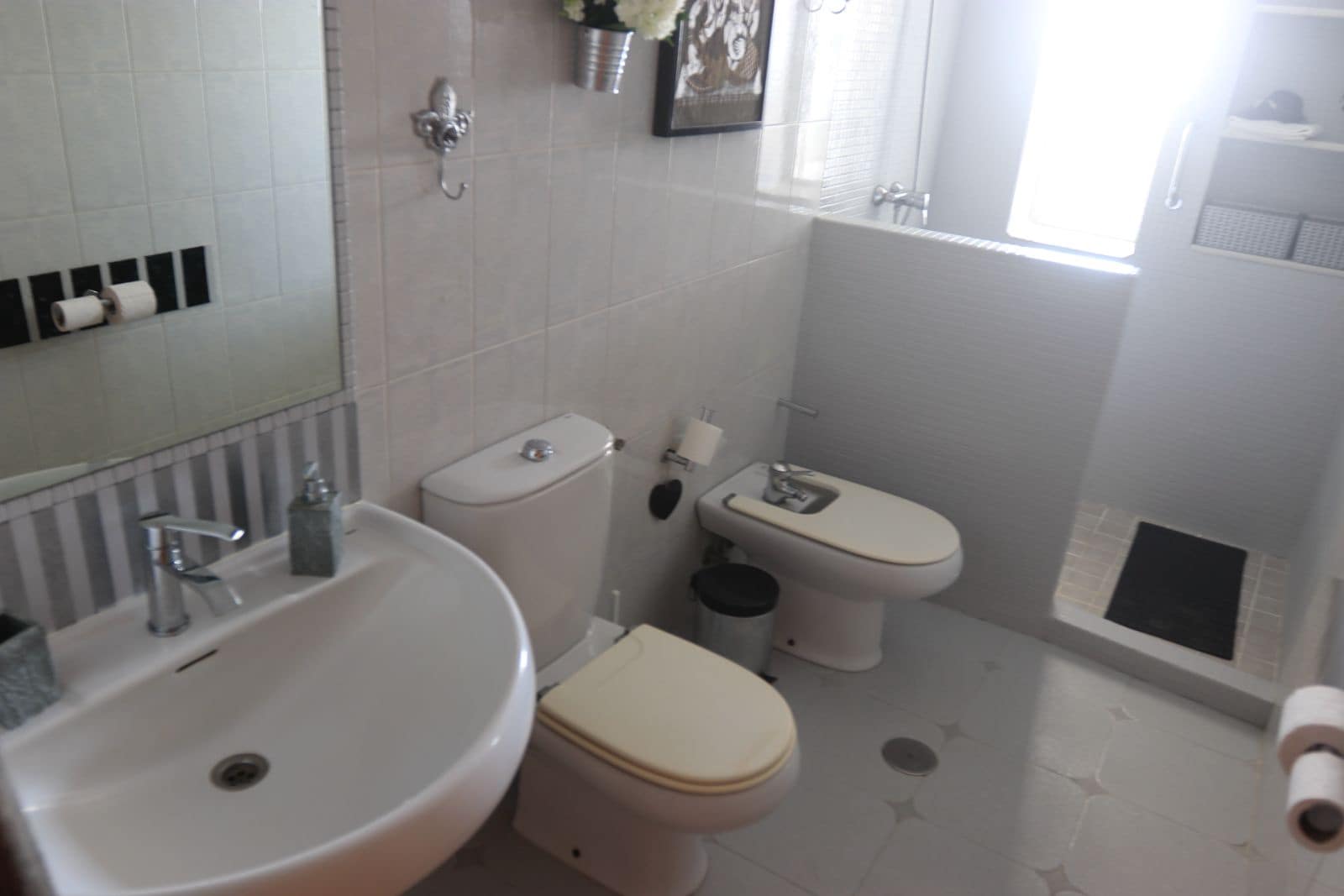3 quarto Penthouse para arrendar em Marbella - 2 900 € (Ref: 10113449)