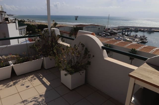 3 quarto Penthouse para arrendar em Marbella Centro, Marbella - 2 900 € (Ref: 10113449)