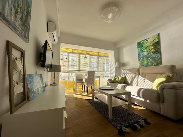 1 slaapkamer Flat te huur in Algarrobo Costa, Algarrobo met zwembad - € 650 (Ref: 10118502)