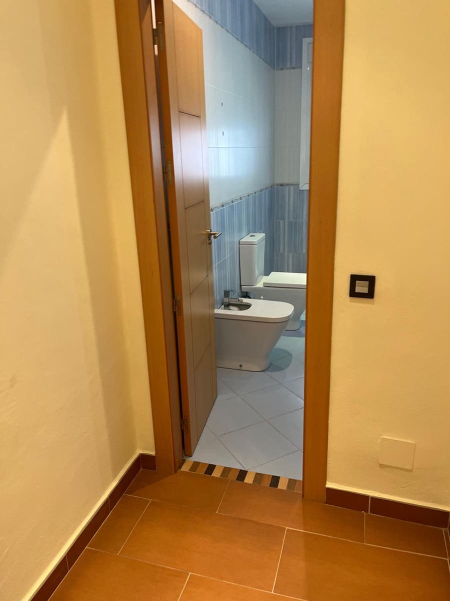 4 bedroom Townhouse for rent in Canillas de Aceituno with pool garage - € 1,400 (Ref: 10163315)