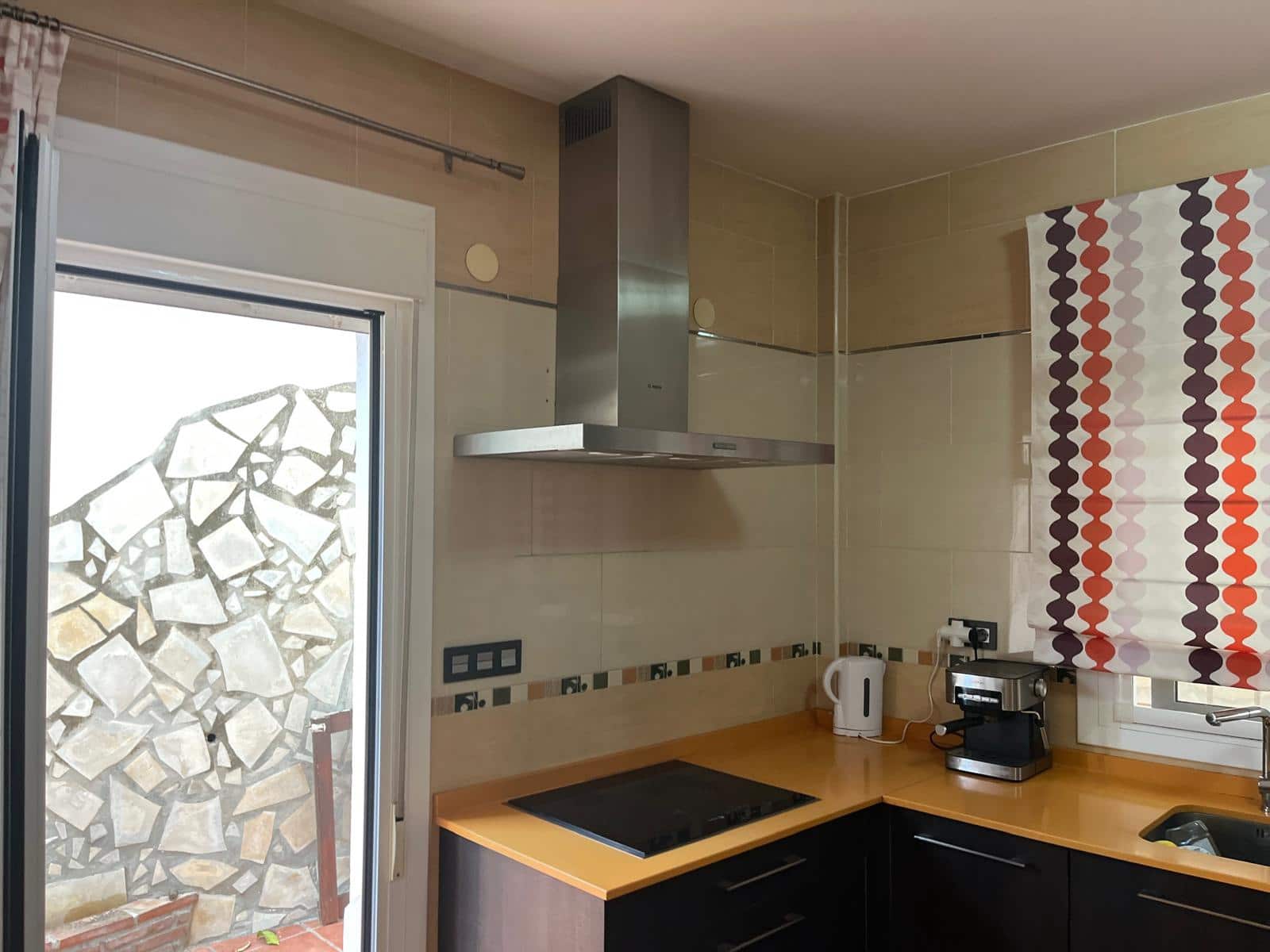 4 bedroom Townhouse for rent in Canillas de Aceituno with pool garage - € 1,400 (Ref: 10163315)