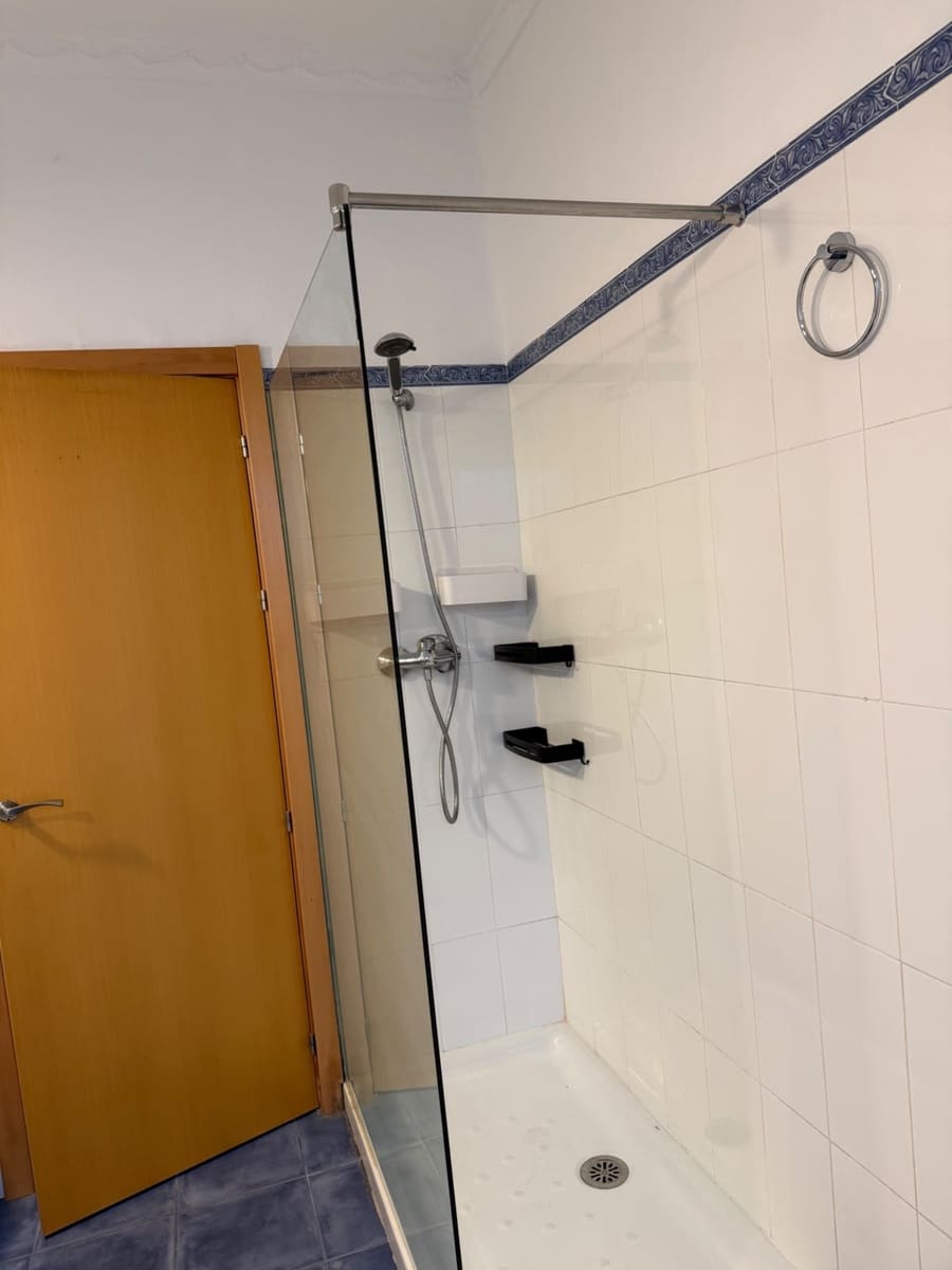 2 bedroom Terraced Villa for rent in Malaga city with garage - € 1,700 (Ref: 10163678)