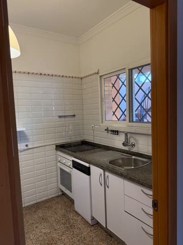 2 bedroom Terraced Villa for rent in Pedregalejo, Málaga city with garage - € 1,700 (Ref: 10163678)
