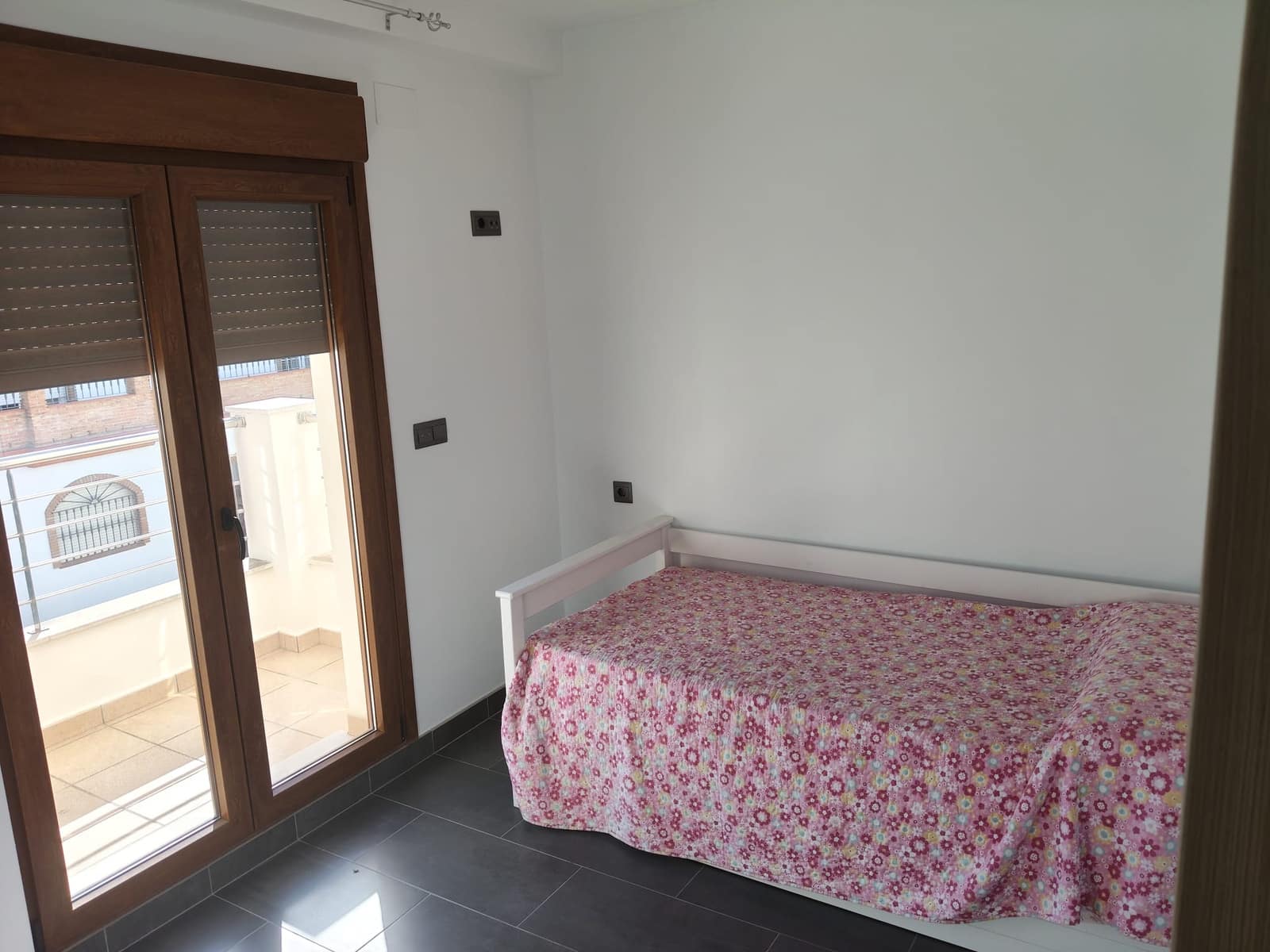 3 bedroom Terraced Villa for rent in Cartama - € 1,450 (Ref: 10165928)