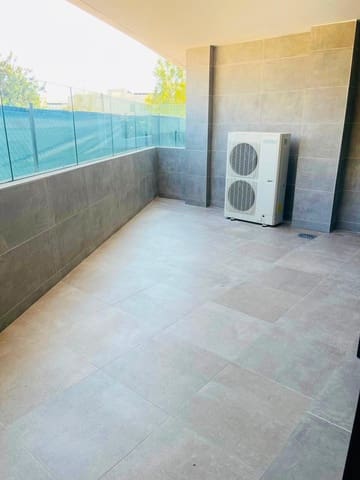 Piso de 2 habitaciones en Los Antonios, Málaga ciudad en alquiler con piscina garaje - 1.800 € (Ref: 10170151)