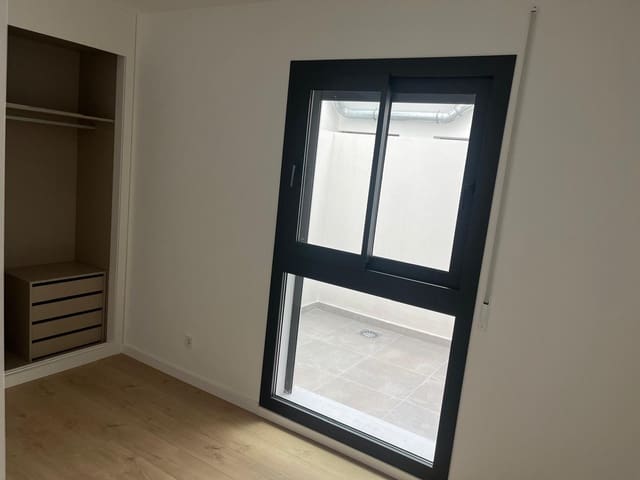 Piso de 2 habitaciones en Los Antonios, Málaga ciudad en alquiler con piscina garaje - 1.800 € (Ref: 10170151)