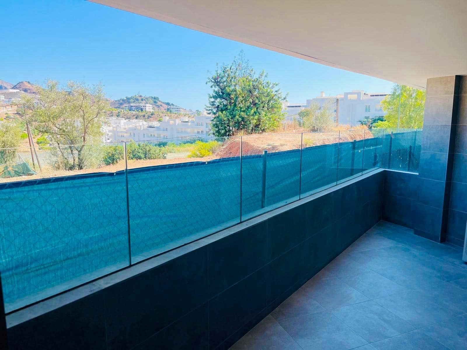 2 soverom Leilighet til leie i Malaga by med svømmebasseng garasje - € 1 800 (Ref: 10170151)