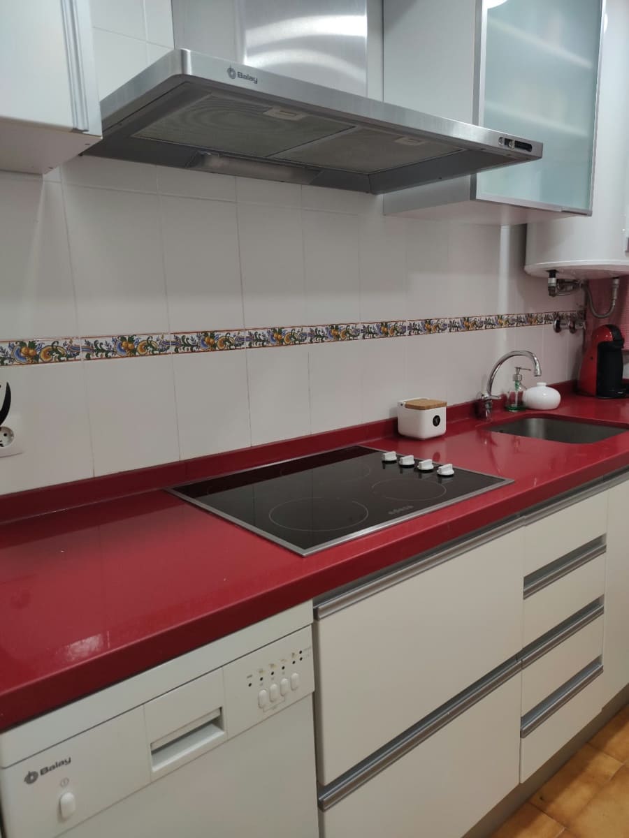 Piso de 2 habitaciones en Málaga ciudad en alquiler - 1.200 € (Ref: 10181659)