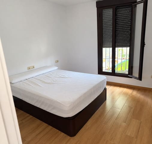 2 soveværelse Finca/Landehus til leje i Alhaurín el Grande med swimmingpool garage - € 1.500 (Ref: 10182270)