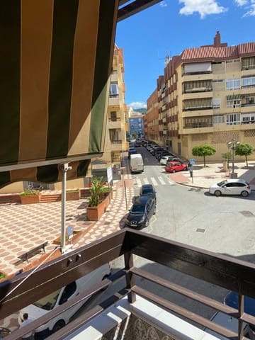 Appartement de 4 chambres à louer à Vélez-Málaga - 1 000 € (Ref: 6810764)
