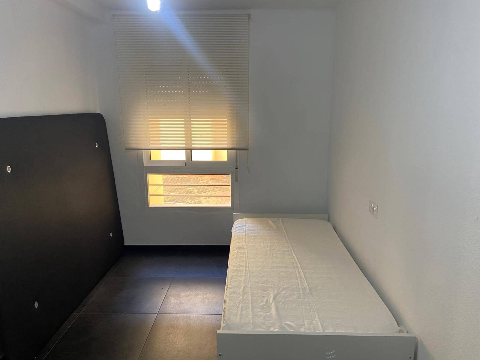 Appartement de 4 chambres à louer à Velez-Malaga - 1 000 € (Ref: 6810764)