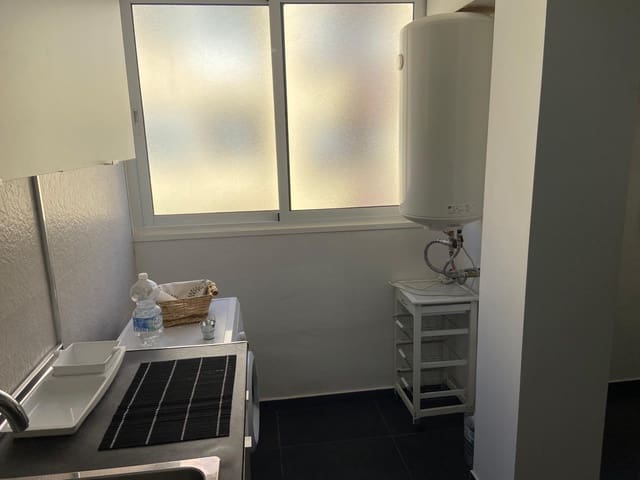 Appartement de 4 chambres à louer à Vélez-Málaga - 1 000 € (Ref: 6810764)
