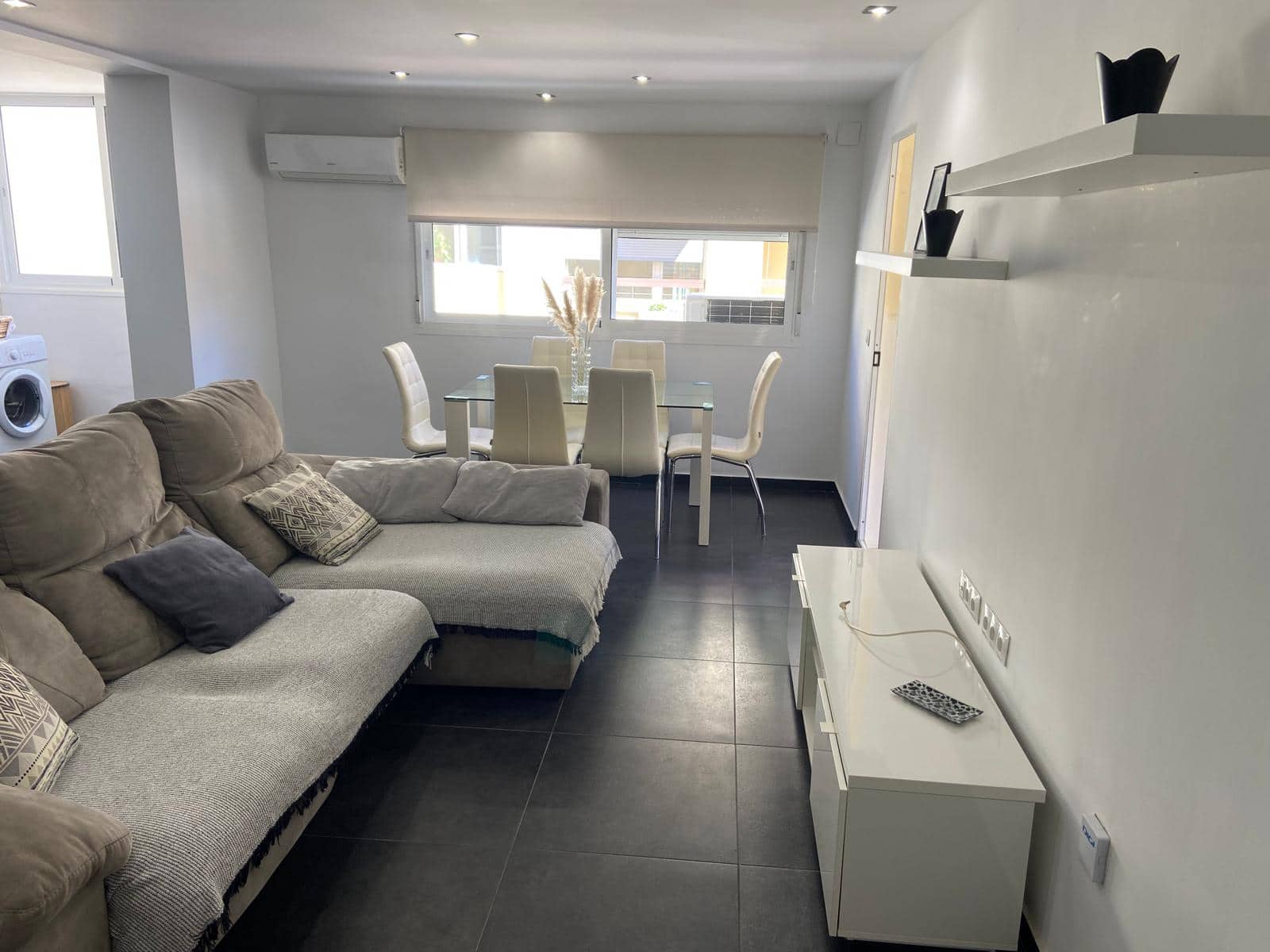 Appartement de 4 chambres à louer à Velez-Malaga - 1 000 € (Ref: 6810764)