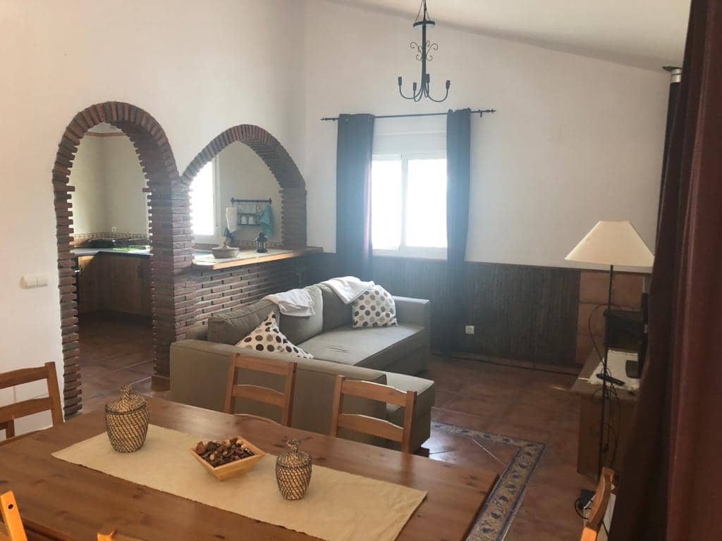 2 slaapkamer Huis te huur in Archez - € 1.000 (Ref: 7058365)