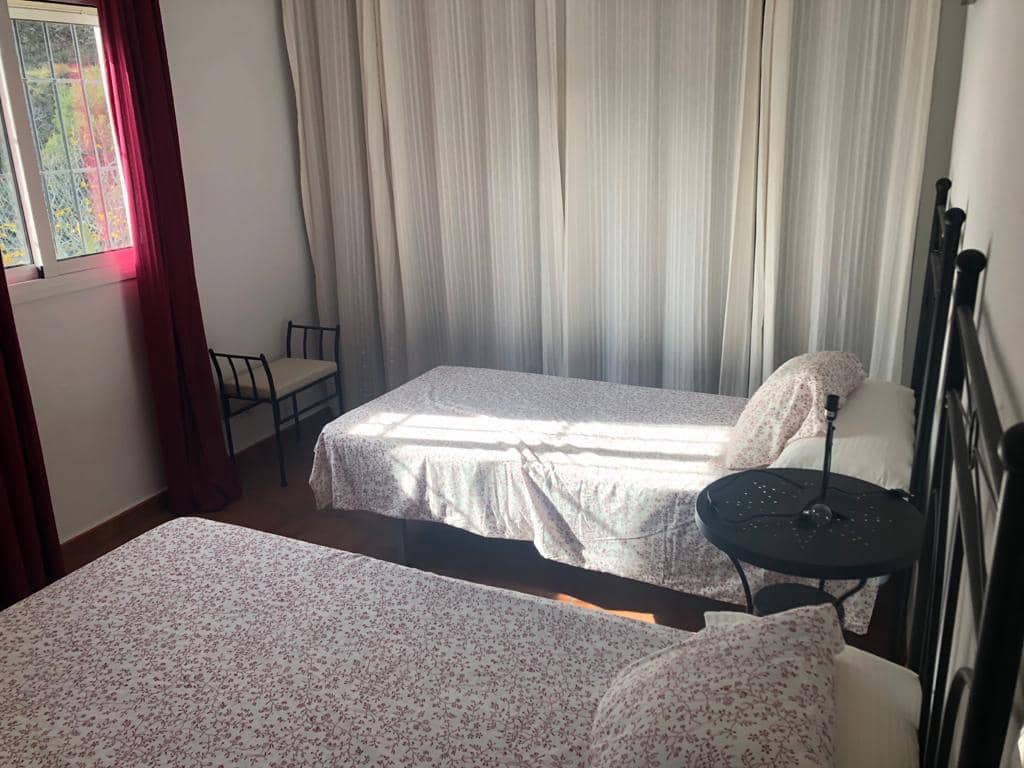 2 slaapkamer Huis te huur in Archez - € 1.000 (Ref: 7058365)