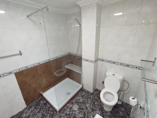 2 sovrum Hus att hyra i Urbanización Santa Rosa, Torrox med garage - 700 € (Ref: 7373747)