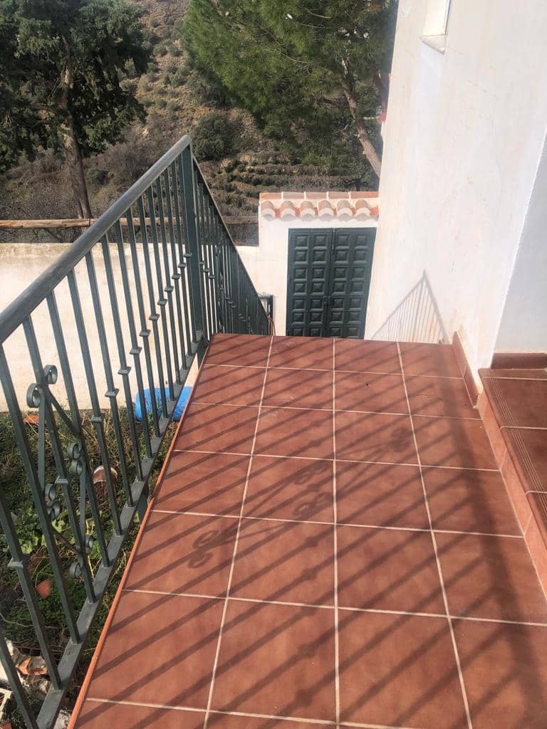 3 sovrum Lägenhet att hyra i Sedella - 600 € (Ref: 8021448)