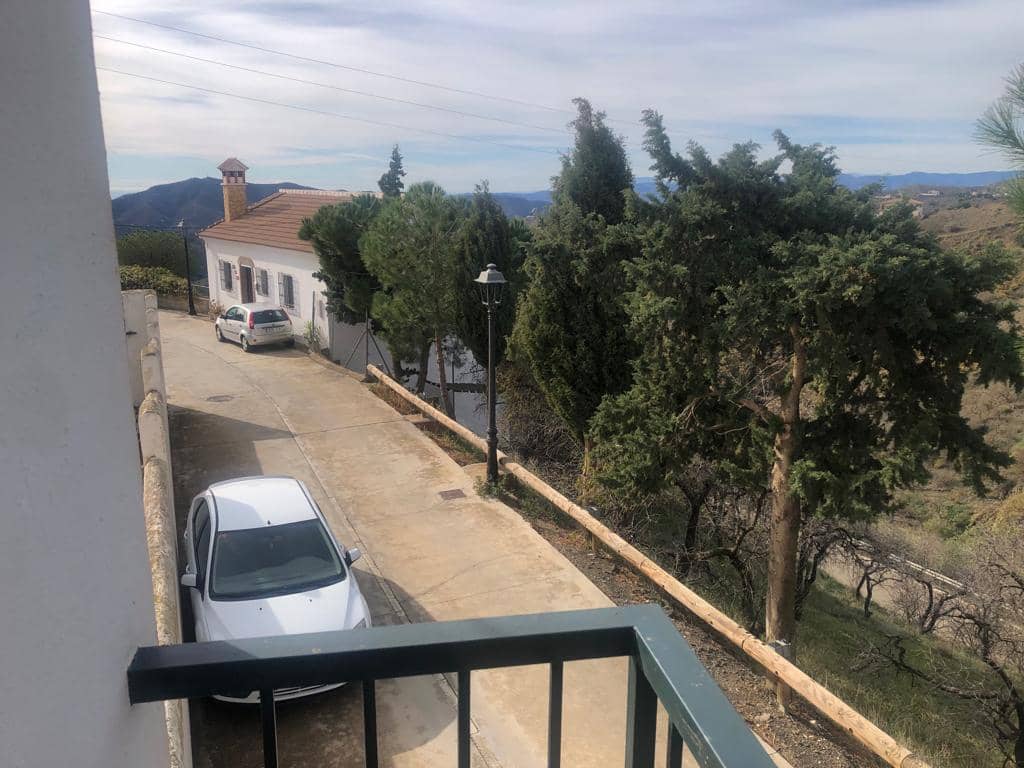 3 sovrum Lägenhet att hyra i Sedella - 600 € (Ref: 8021448)