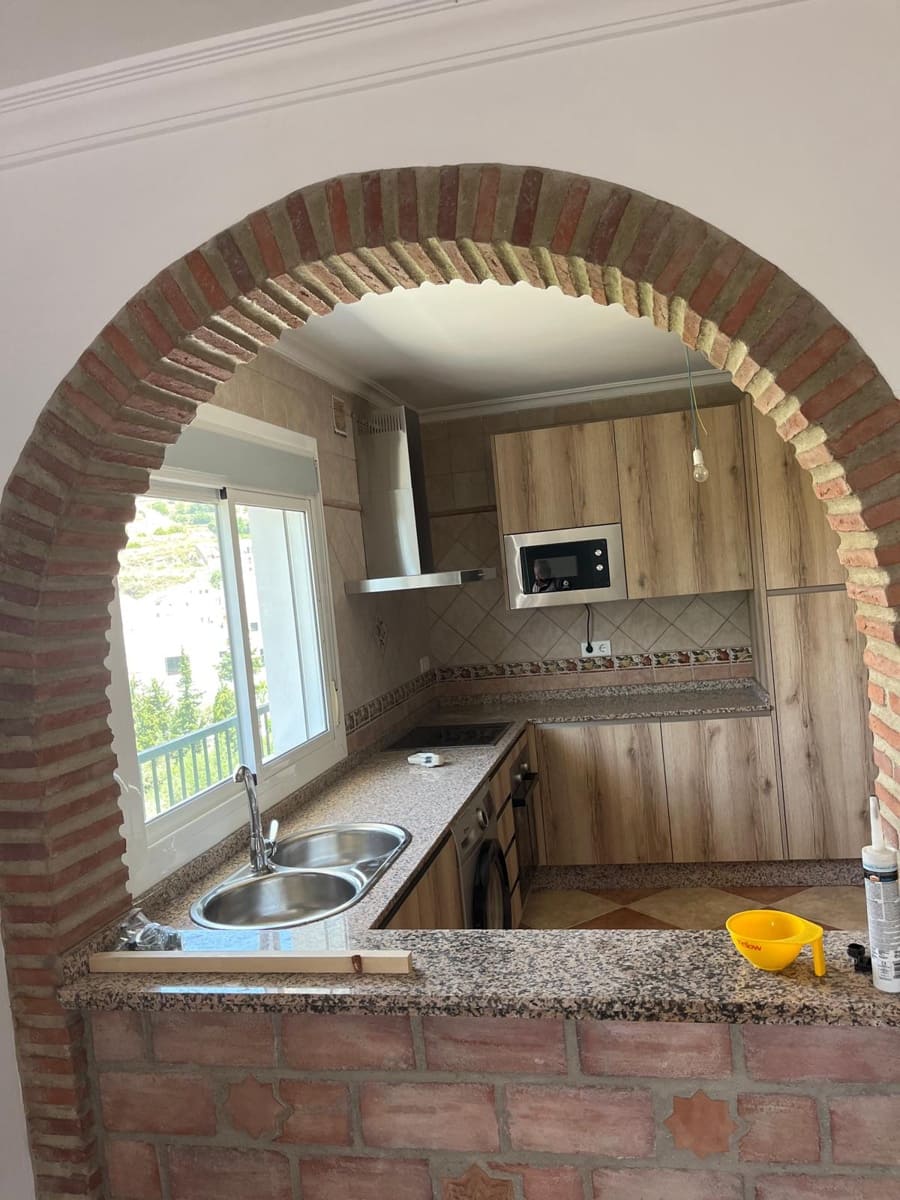 3 sovrum Lägenhet att hyra i Sedella - 600 € (Ref: 8021448)