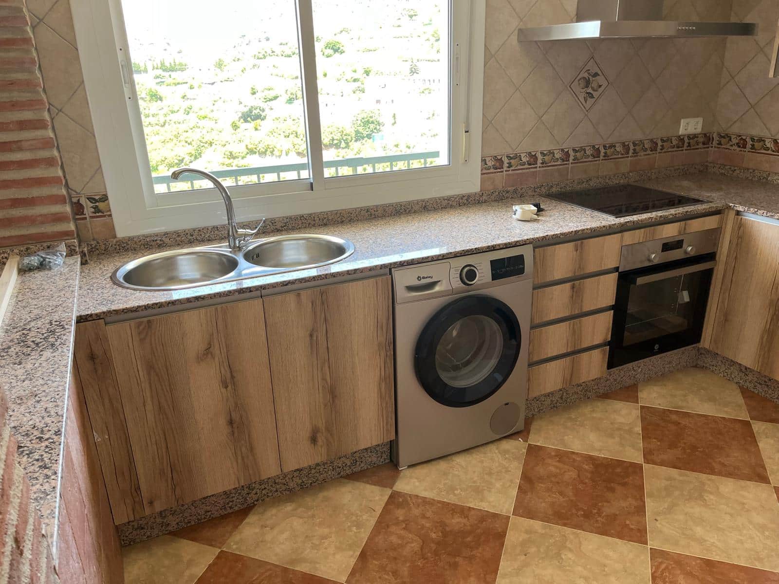 3 sovrum Lägenhet att hyra i Sedella - 600 € (Ref: 8021448)