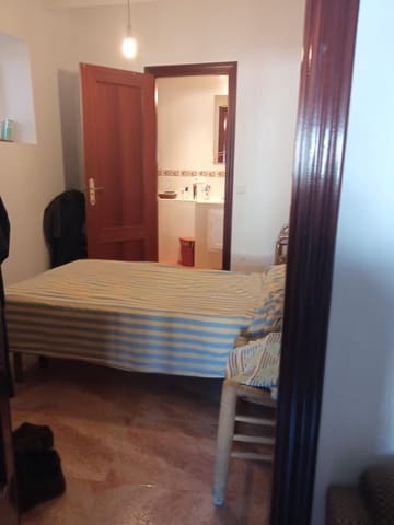 4 soveværelse Byhus til leje i Comares - € 700 (Ref: 8066901)