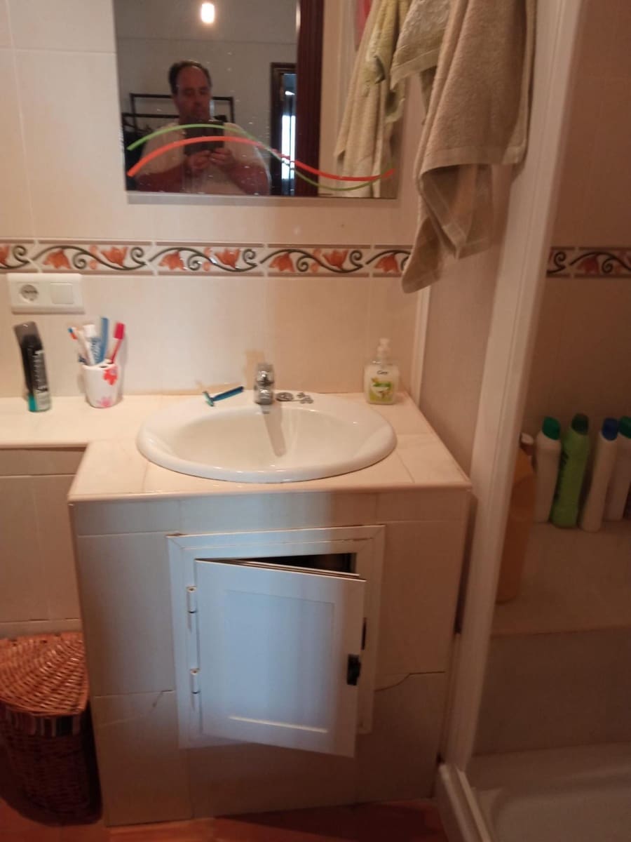 4 soveværelse Byhus til leje i Comares - € 700 (Ref: 8066901)