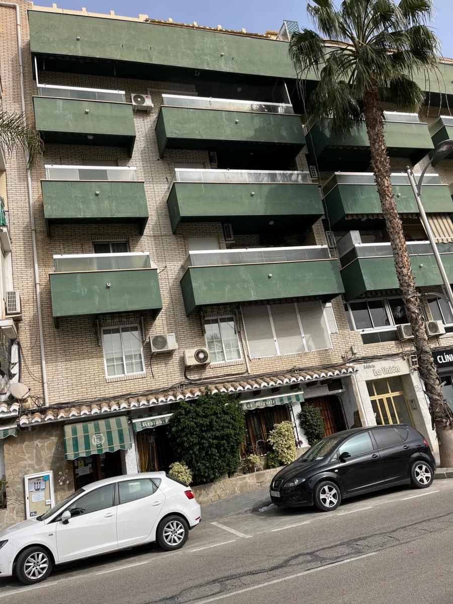 3 bedroom Flat for rent in Velez-Malaga with garage - € 800 (Ref: 8173841)