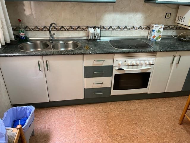 3 sypialnia Mieszkanie do wynajęcia w Vélez-Málaga z garażem - 800 € (Ref: 8173841)
