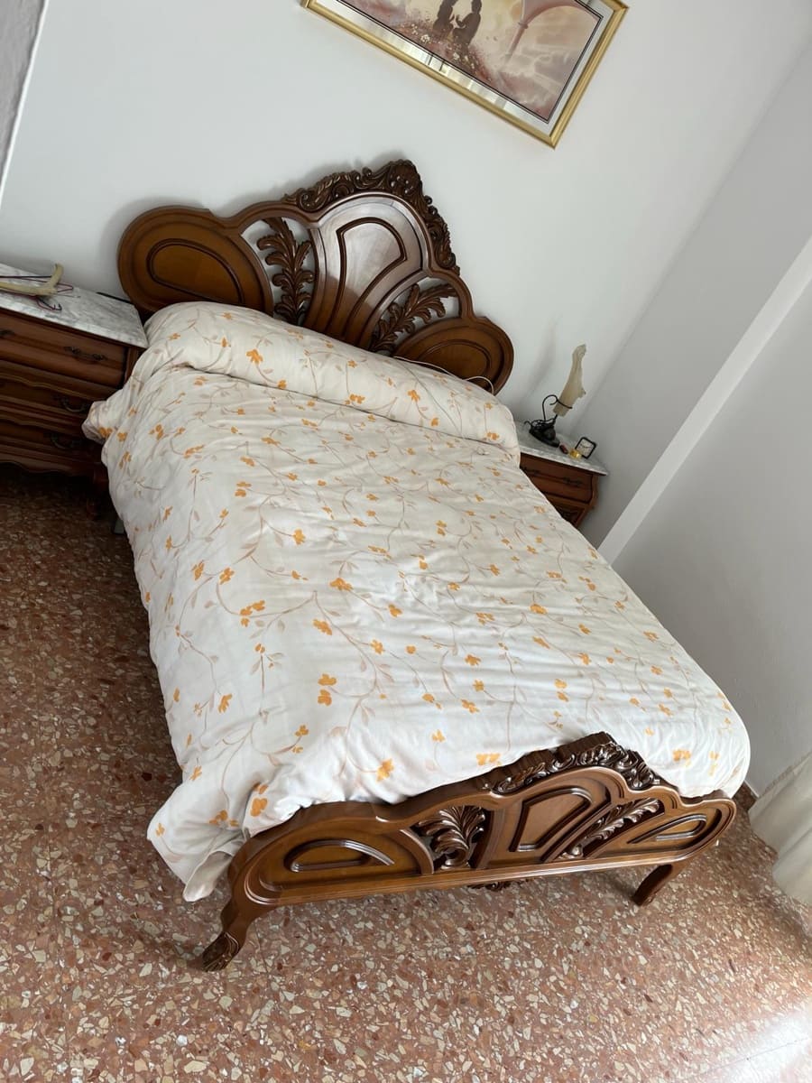 3 bedroom Flat for rent in Velez-Malaga with garage - € 800 (Ref: 8173841)