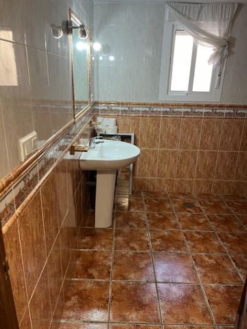 Undeveloped Land for rent in Masmullar, Comares - € 600 (Ref: 8344375)