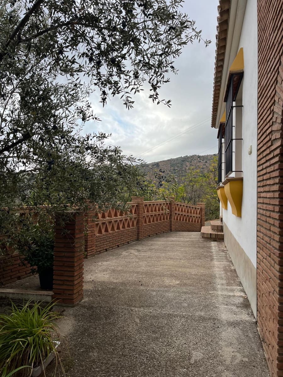 Undeveloped Land for rent in Riogordo - € 1,100 (Ref: 8580450)