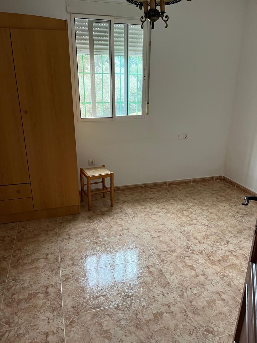 Landgrundstück zu vermieten in Comares - 650 € (Ref: 8751766)