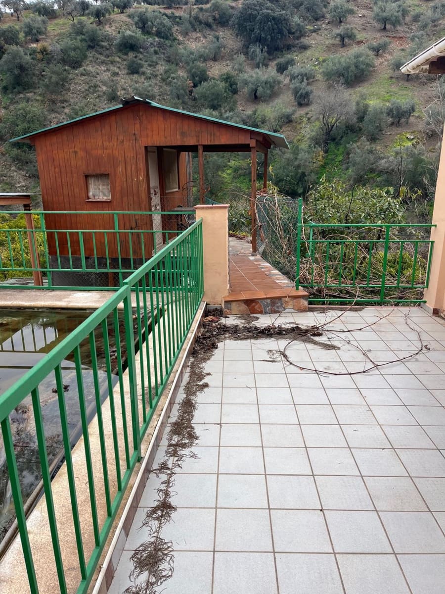 Landgrundstück zu vermieten in Comares - 650 € (Ref: 8751766)