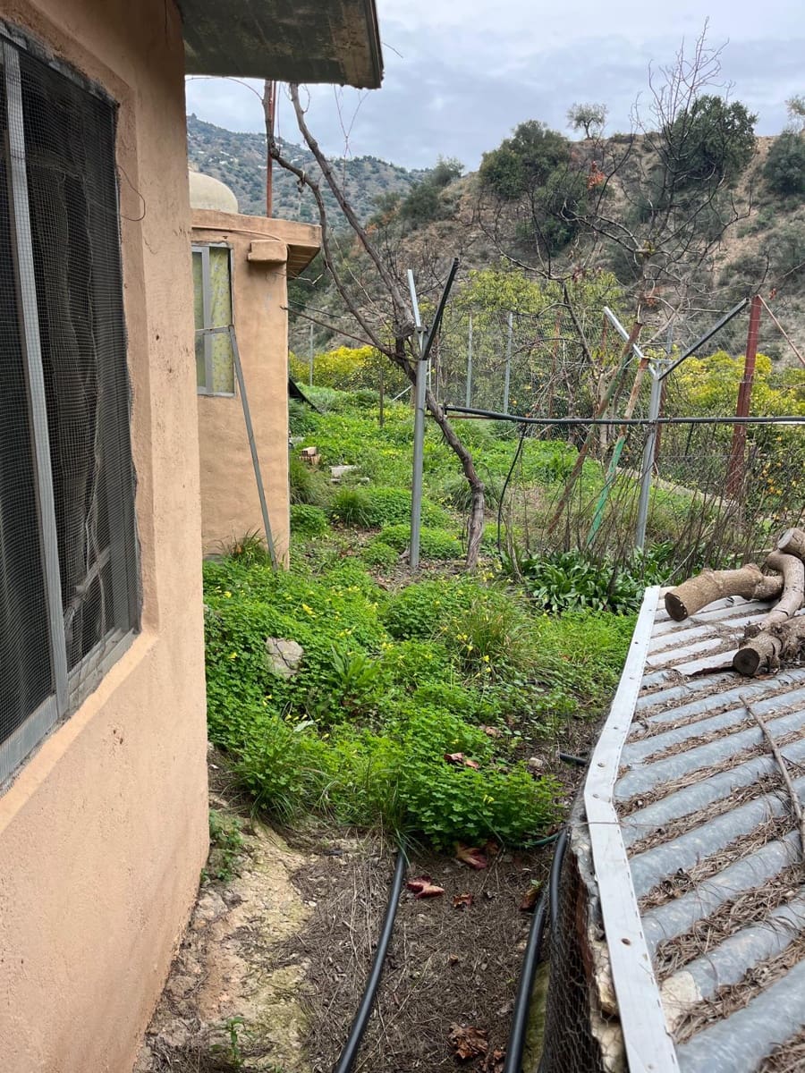 Landgrundstück zu vermieten in Comares - 650 € (Ref: 8751766)