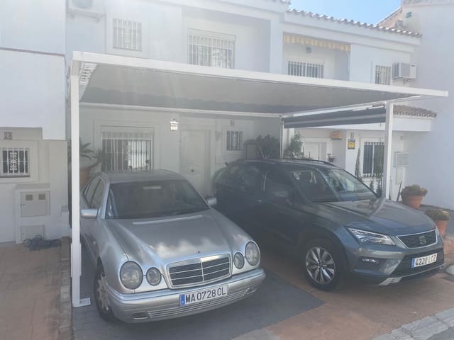 2 soveværelse Rækkehus til leje i Hacienda Torrequebrada, Benalmádena med swimmingpool garage - € 1.500 (Ref: 9144694)