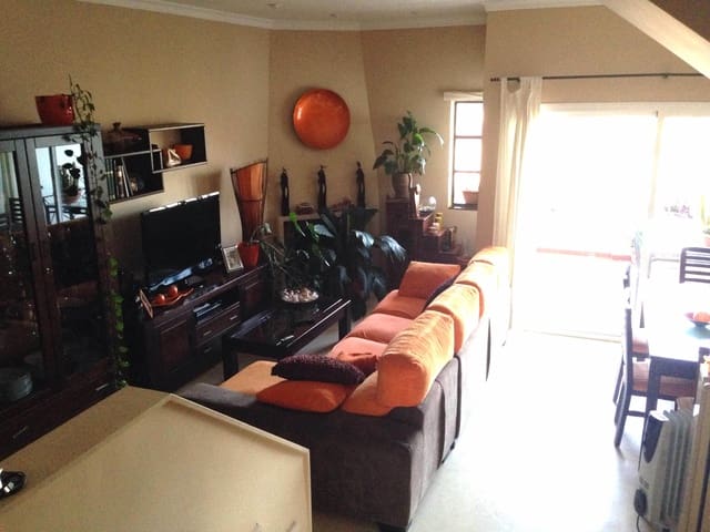 2 makuuhuone Rivitalo vuokrattavana paikassa Hacienda Torrequebrada, Benalmádena mukana uima-altaan 
autotalli - 1 500 € (Ref: 9144694)