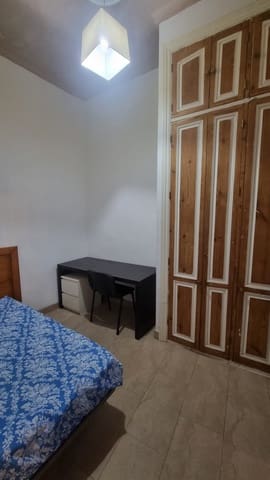 4 soveværelse Lejlighed til leje i Centro Historico, Málaga by - € 1.900 (Ref: 9207654)