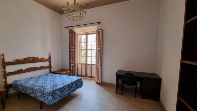 4 soveværelse Lejlighed til leje i Centro Historico, Málaga by - € 1.900 (Ref: 9207654)