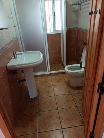 2 makuuhuone Omakotitalo vuokrattavana paikassa Comares - 650 € (Ref: 9261963)