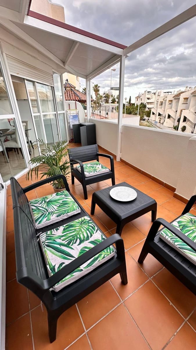 1 soveværelse Lejlighed til leje i Benalmadena med swimmingpool - € 1.360 (Ref: 9278372)