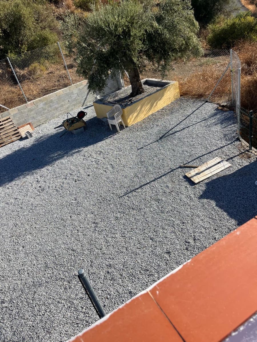 Mark att hyra i Sedella - 600 € (Ref: 9343542)