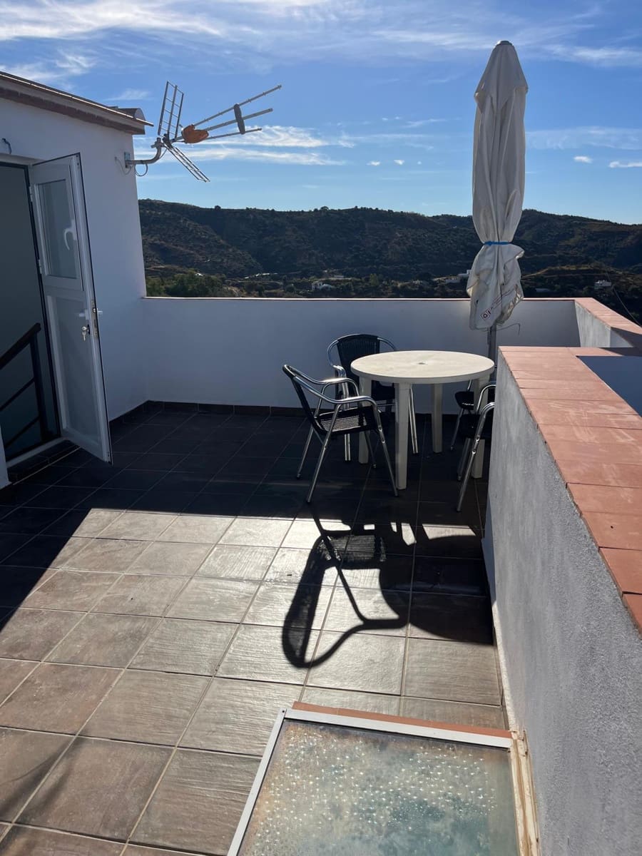 Mark att hyra i Sedella - 600 € (Ref: 9343542)