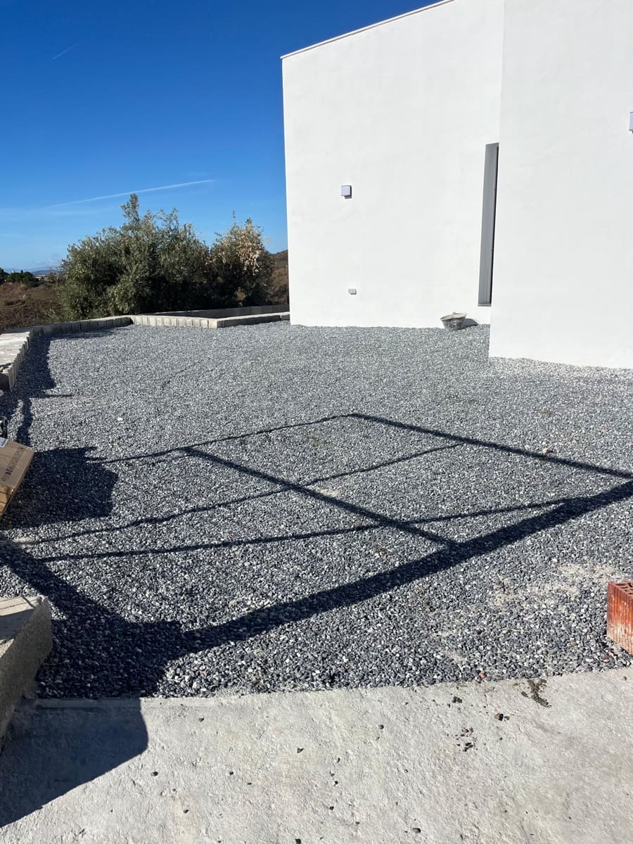 Mark att hyra i Sedella - 750 € (Ref: 9377677)