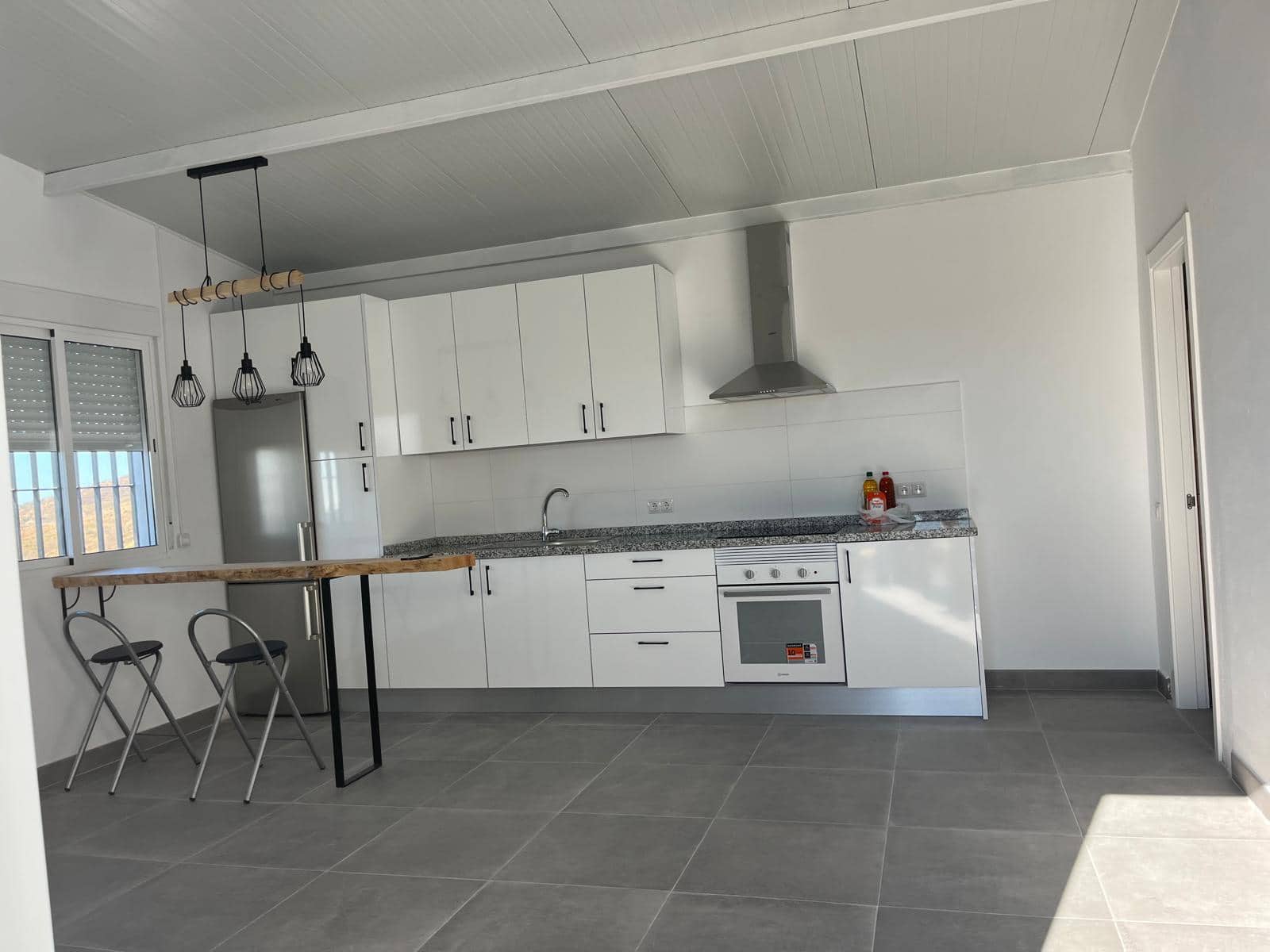 Mark att hyra i Sedella - 750 € (Ref: 9377677)