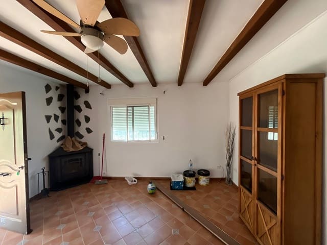 3 soveværelse Finca/Landehus til leje i Sedella med swimmingpool - € 800 (Ref: 9377682)