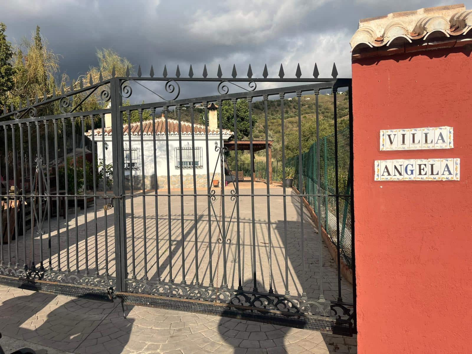 3 soveværelse Finca/Landehus til leje i Sedella med swimmingpool - € 800 (Ref: 9377682)